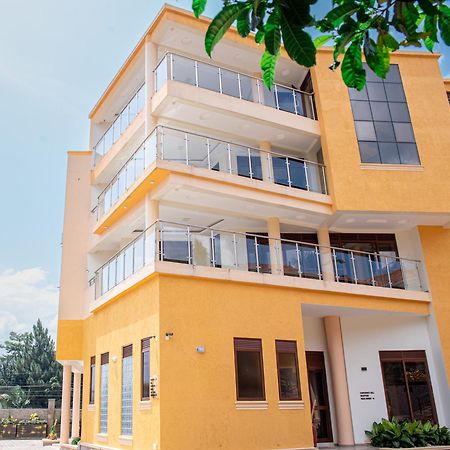 Precious Villas Lubowa Экстерьер фото
