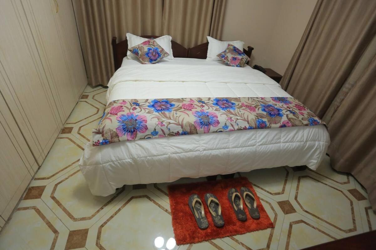 Precious Villas Lubowa Экстерьер фото