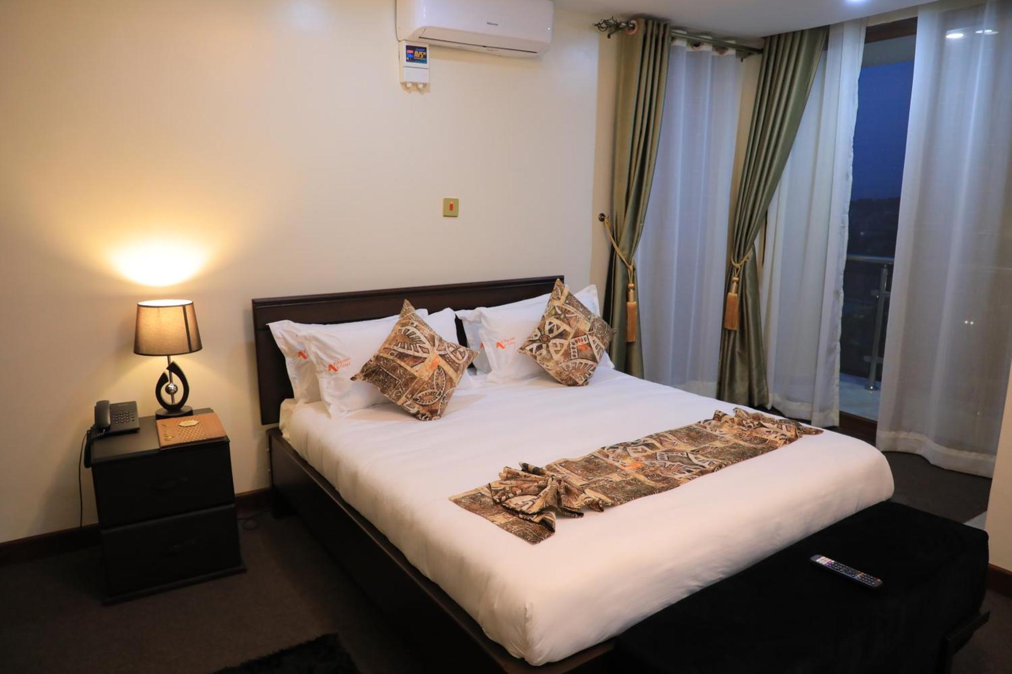 Precious Villas Lubowa Экстерьер фото